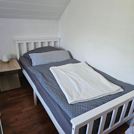 Zur langen Heide Appartement Hildburghausen Buitenkant foto